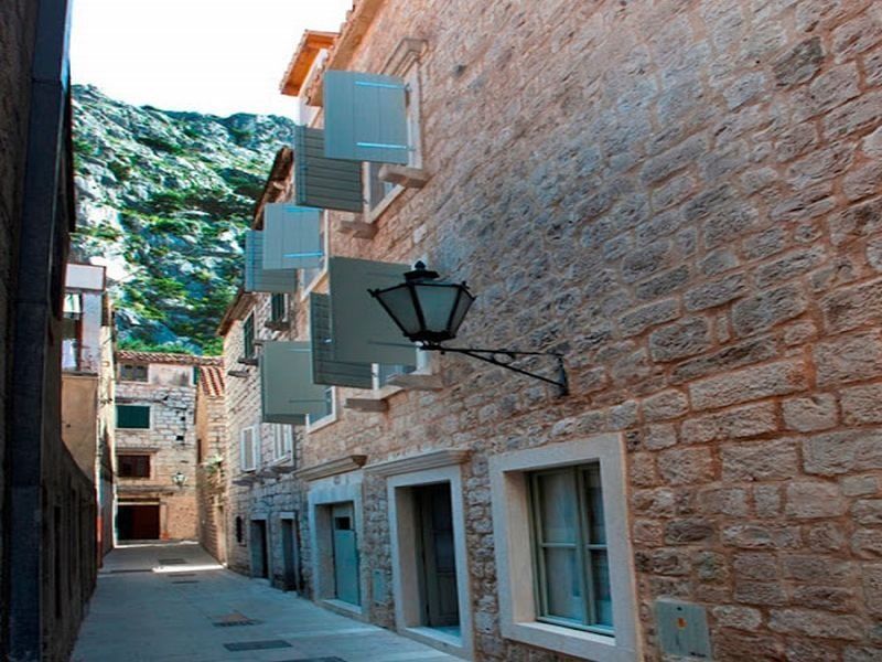 Villa Mama - Traditional Apartments In Omis, Free Parking エクステリア 写真